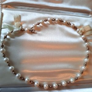 Silver & Pearl Necklace